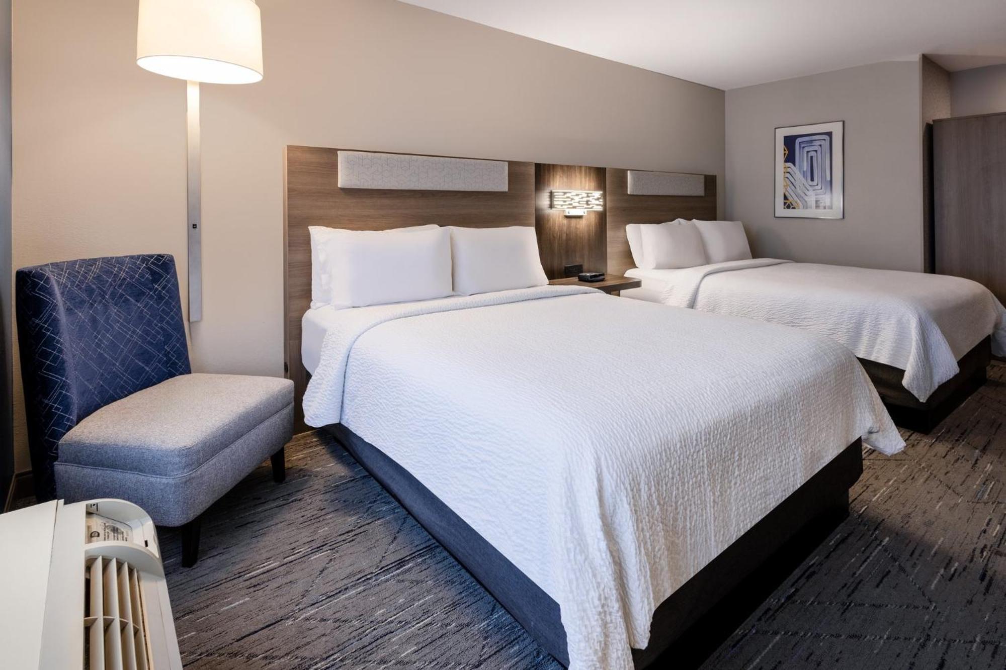 Holiday Inn Express Hotel & Suites Jackson - Flowood By Ihg Екстериор снимка